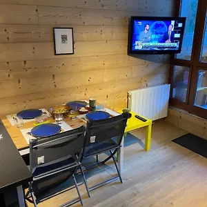 https://studio-confortable-style-chalet-saint-lary-soulan.midi-pyreneeshotels.com